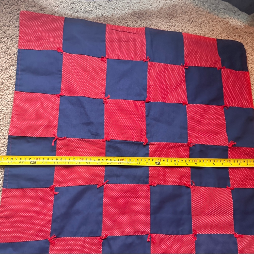 Handmade patchwork lap quilt - Picture 4 of 5